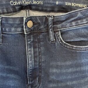 Calvin Klein Women's Slim Boyfriend Jeans   Size 8